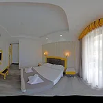 Yade Luxe فندق