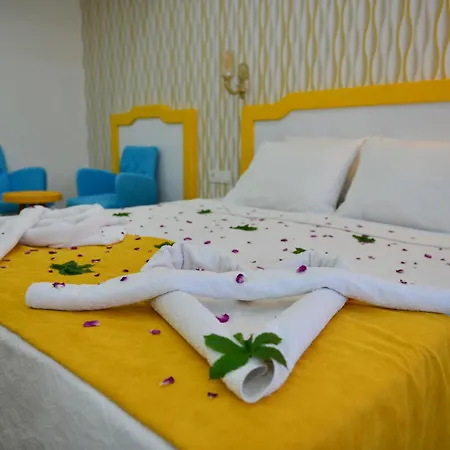 Yade Luxe 2*