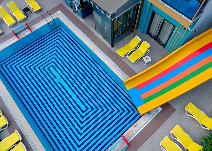 Yade Luxe 2* İcmeler