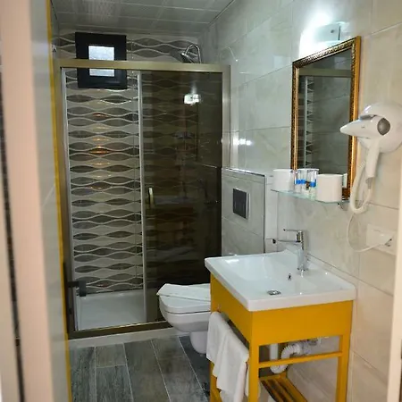 Yade Luxe Hotel İçmeler