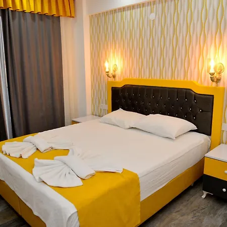 Yade Luxe فندق إتْشميلير