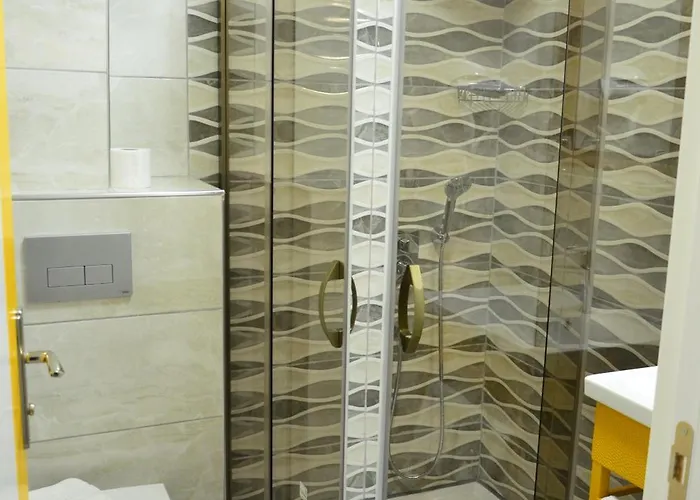 Yade Luxe 2* İçmeler