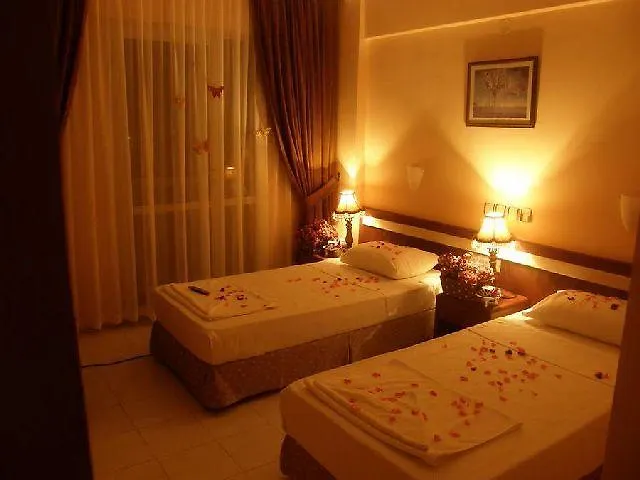 Yade Luxe Hotel İçmeler